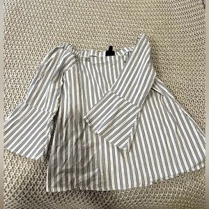 Off the shoulder, bell sleeve top